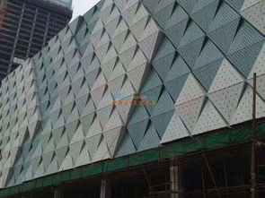 鋁方板價格與購買指南 廣東三中建材科技的鋁合金型材